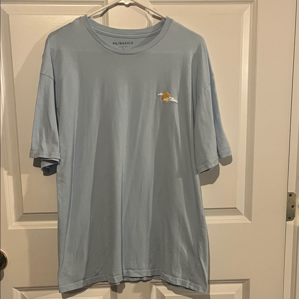 PacSun T-shirt Size Large